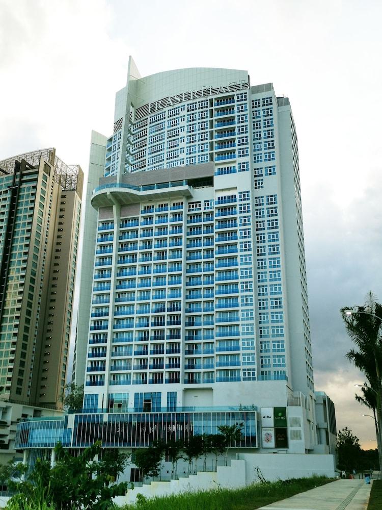Fraser Place Puteri Harbour Nusajaya (Iskandar Puteri) Exterior foto The hotel in 2015
