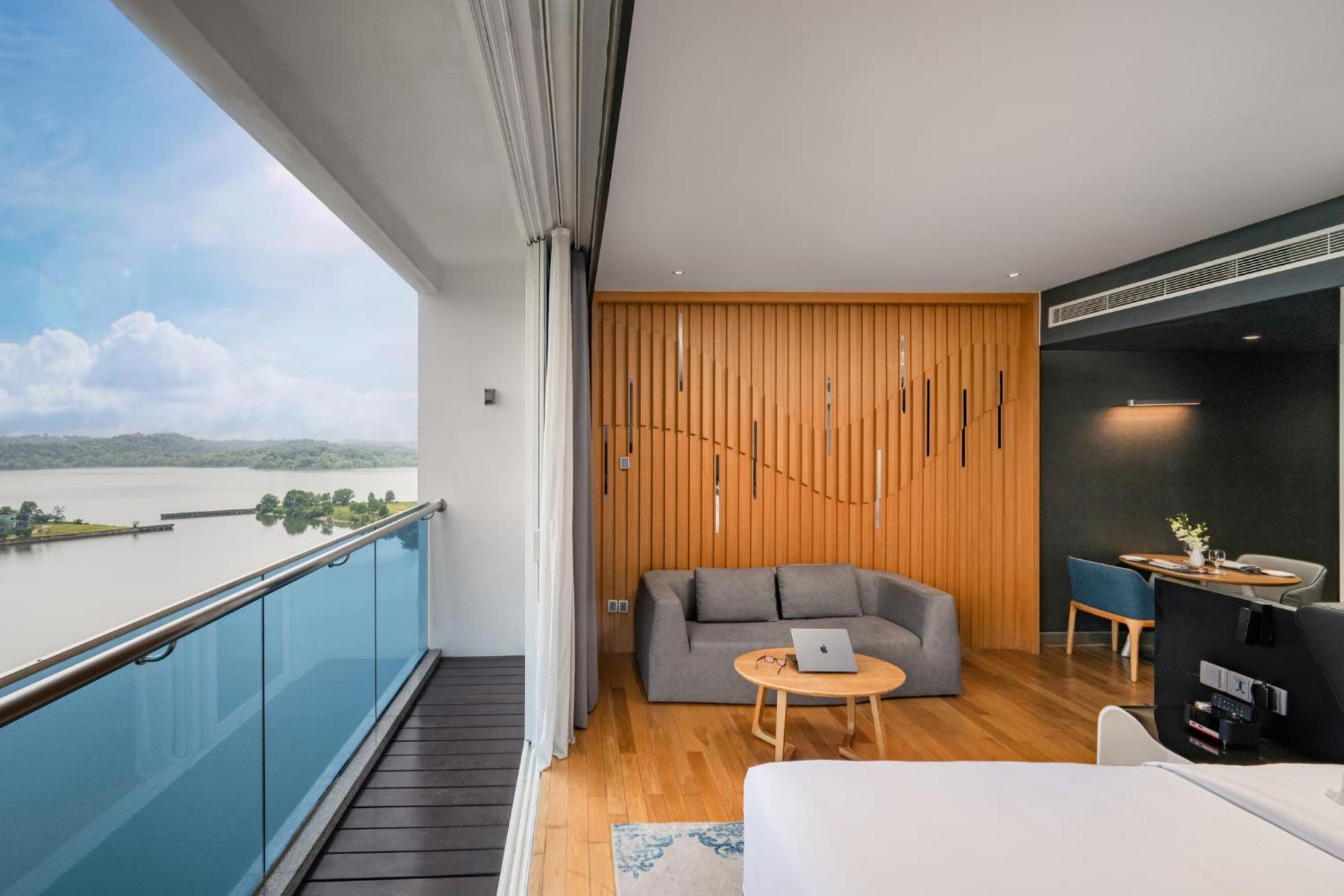Fraser Place Puteri Harbour Nusajaya (Iskandar Puteri) Exterior foto A suite at the hotel