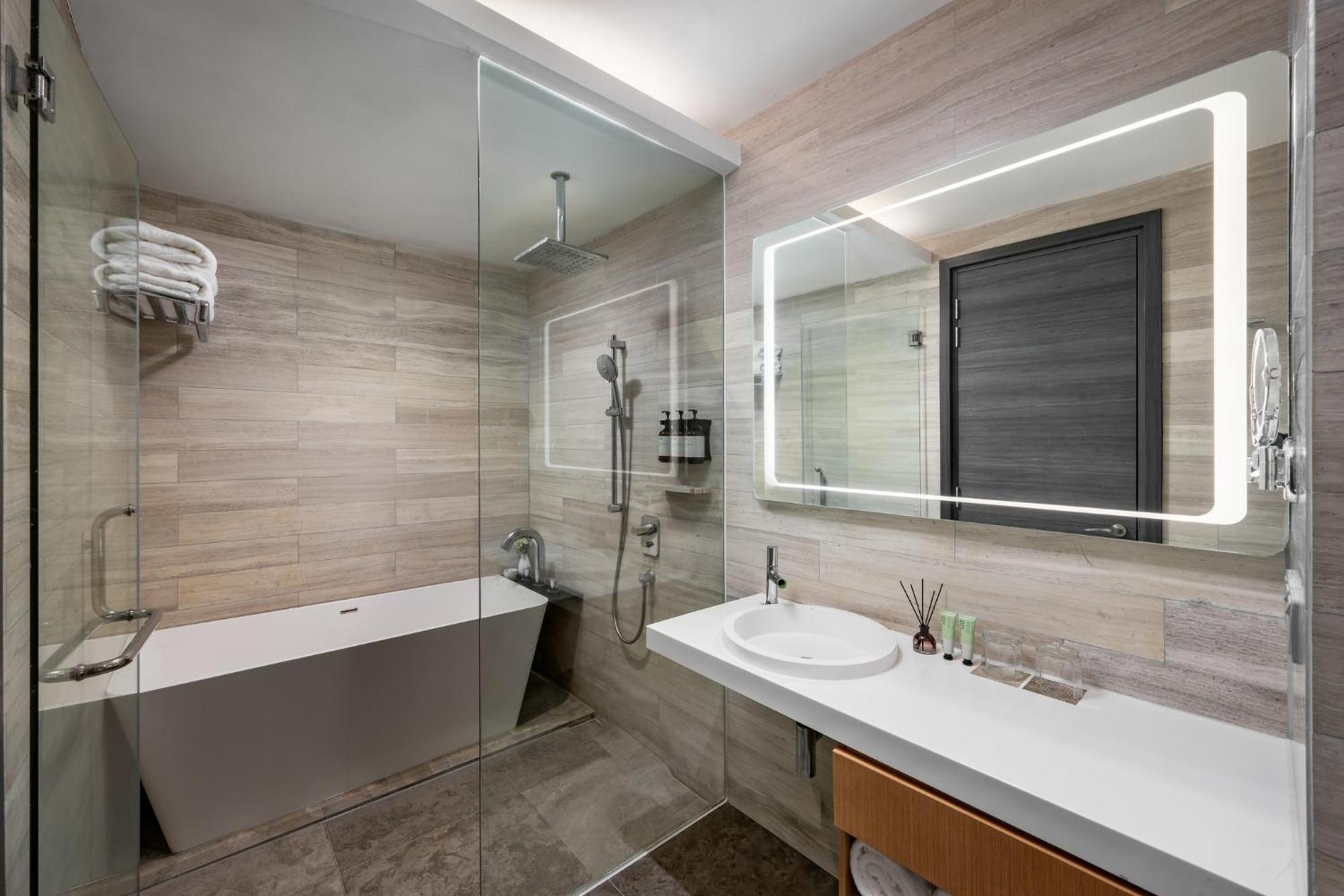 Fraser Place Puteri Harbour Nusajaya (Iskandar Puteri) Exterior foto Bathroom